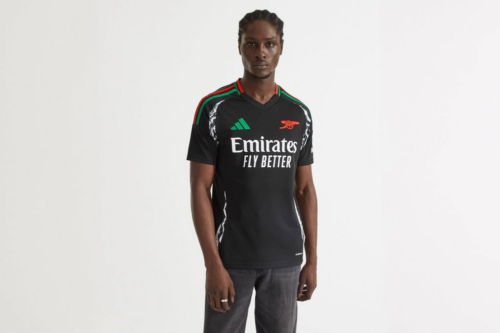 Entdecken Sie die besten arsenal adidas herren 2425 auswärtstrikot mit individuellem aufdruck Kategorien