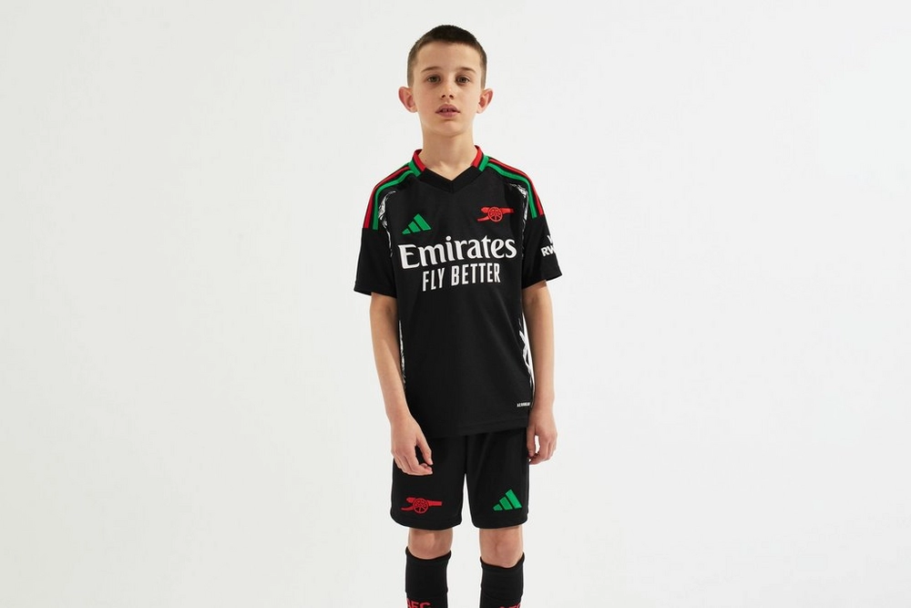 Entdecken Sie die besten arsenal adidas kinder 2425 auswärtstrikot mit individuellem aufdruck Kategorien