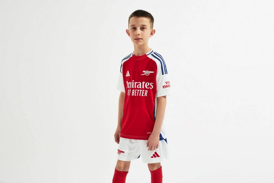 Entdecken Sie die besten arsenal adidas kinder 2425 heimtrikot mit individuellem aufdruck Kategorien