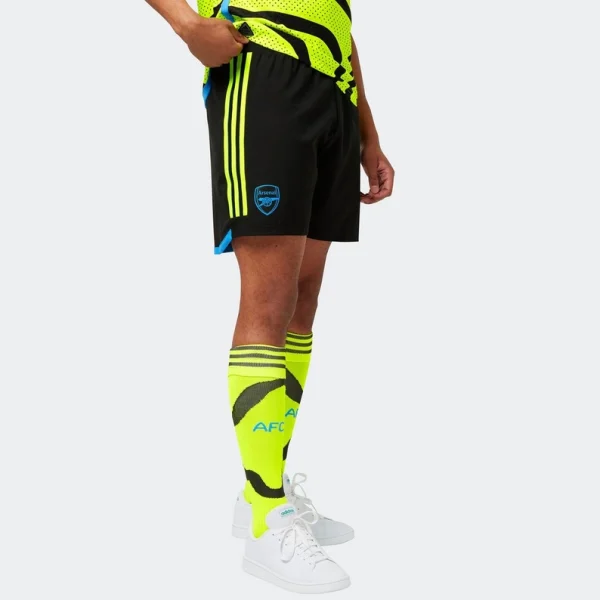 Entdecken Sie die besten arsenal 2324 authentische auswärtsshorts für herren Kategorien