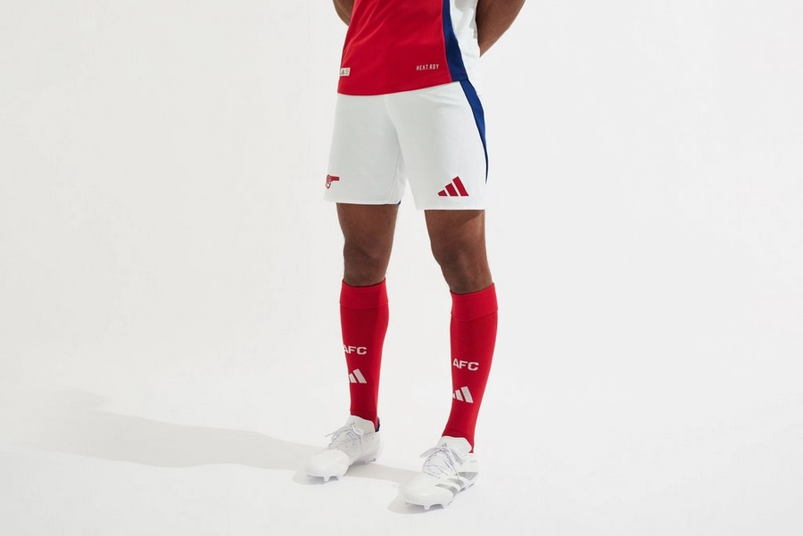 Entdecken Sie die besten arsenal adidas 2425 authentische heimshorts für herren Kategorien