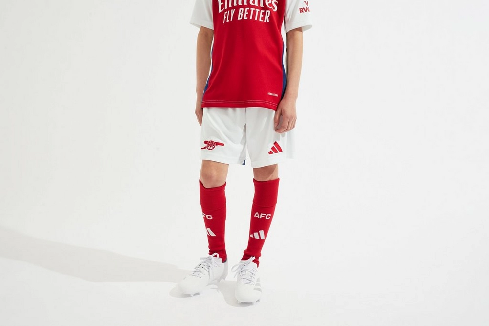 Entdecken Sie die besten arsenal adidas kinder 2425 heimshorts Kategorien