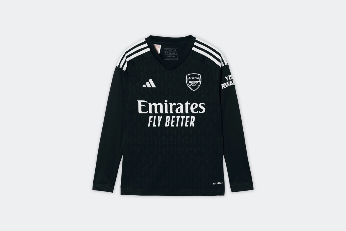 Entdecken Sie die besten arsenal junior 2324 schwarzes torwart-langarmtrikot Kategorien